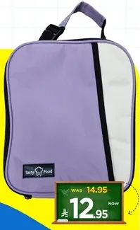 Insulated lunch bag for keeping food fresh.