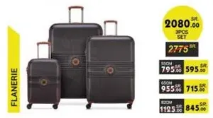 3 pieces luggage set with durable design.