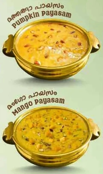 بامبكن باياسام ومانجو باياسام هما حلويات تقليديه مصنوعه من اليقطين والمانجو، علي التوالي، مع مكونات متنوعه لانشاء طبق حلو.