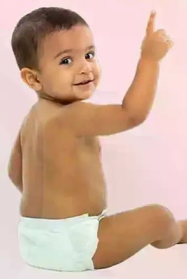 حفاضات اطفال عاليه الجوده للراحه والحمايه.