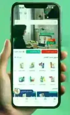 مجموعه متنوعه من منتجات التنظيف المنزليه لتنظيف فعال.